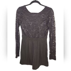 Trixxi Three Pink Hearts Women's Black Lace Long Sleeve V-Back Romper Size S